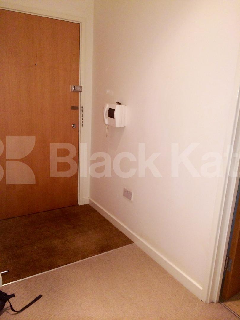 			2 Bedroom, 1 bath, 1 reception Apartment			 The Polygon, Clapham Common